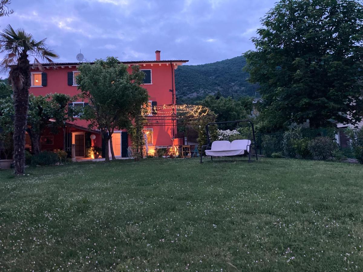 Willa Redhouse Pesina Costermano Zewnętrze zdjęcie